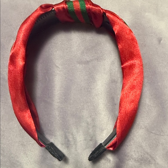 Elegant Red and Green Headband - Picture 6 of 7
